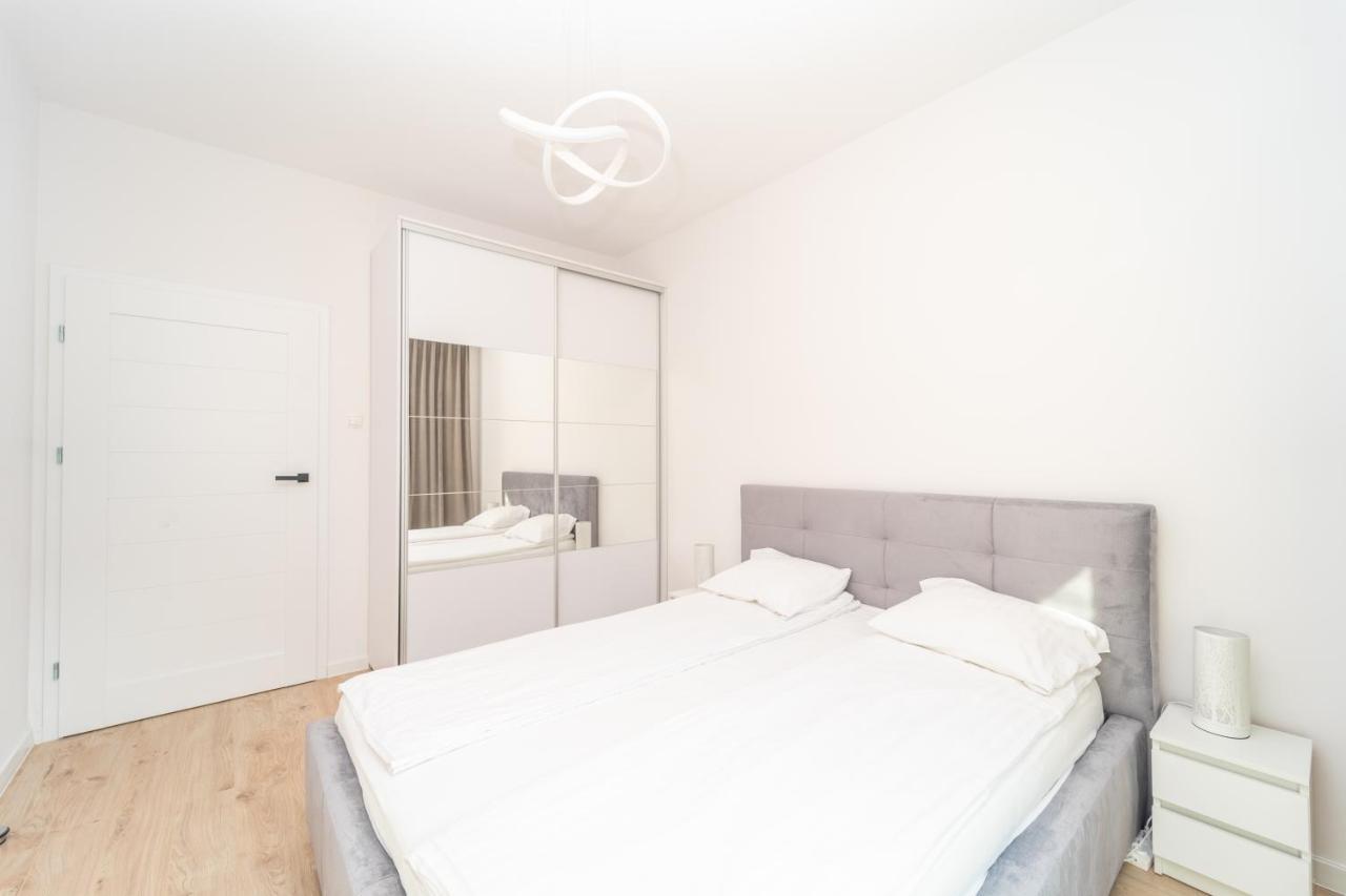 Nadmorski Dwor - Green Apartment Γκντανσκ Εξωτερικό φωτογραφία