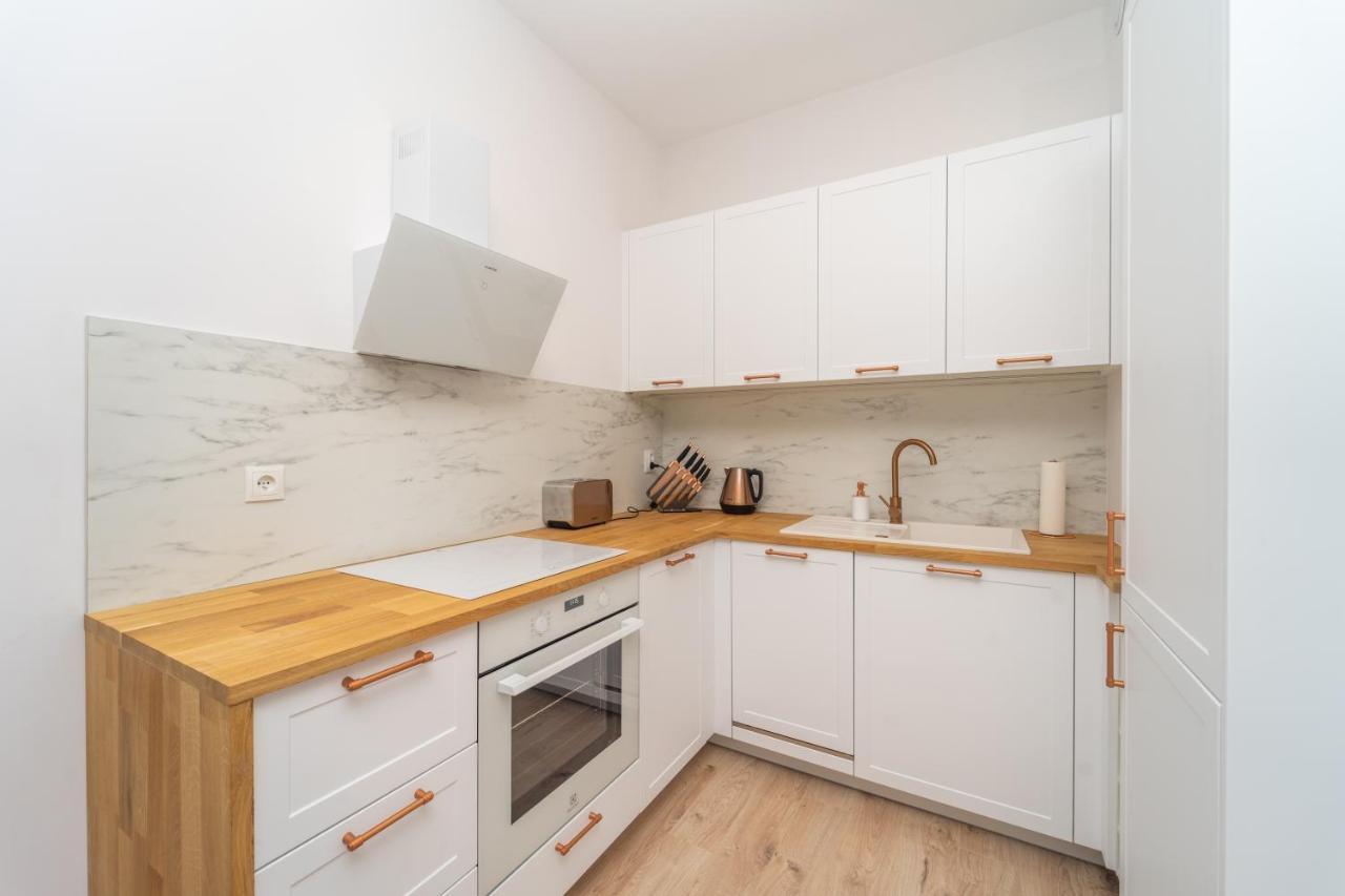 Nadmorski Dwor - Green Apartment Γκντανσκ Εξωτερικό φωτογραφία
